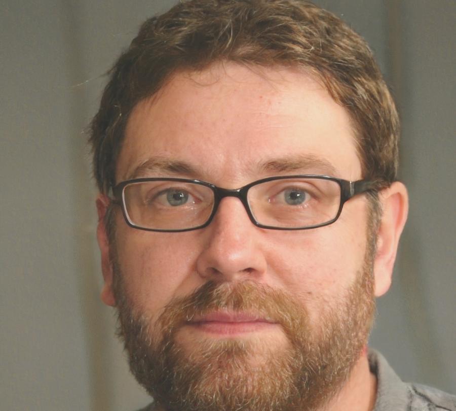 Portrait de Marc Dubois, expert en planification financière